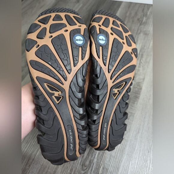 Jambu Xterra air vent tan leather t-strap Mary Jane outdoor flats sandal 7.5 - Picture 7 of 7